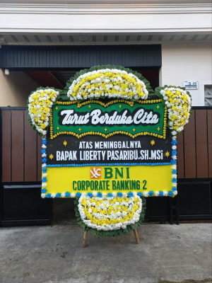 Papan Bunga Duka di Pemurus Dalam