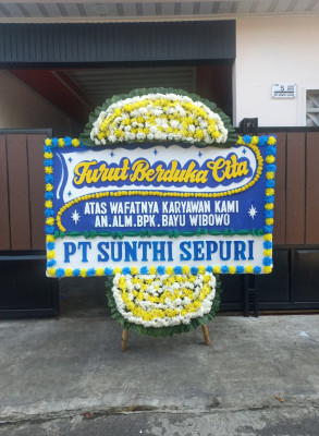 Papan Bunga Duka di Pemurus Dalam